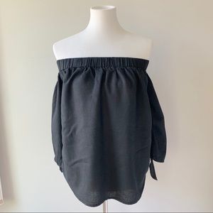 Old Navy Off the Shoulder Black 3/4 Length Top